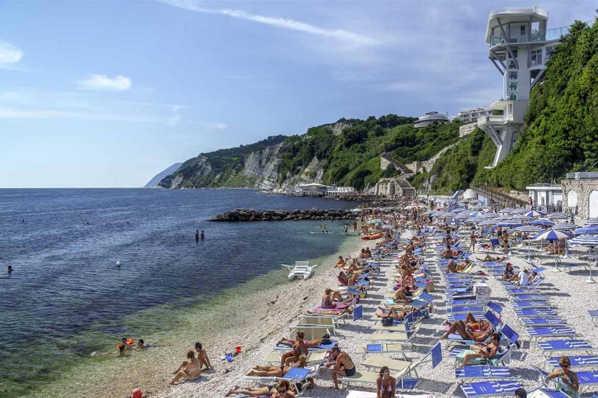 Civico11 Apartman Ancona Kültér fotó